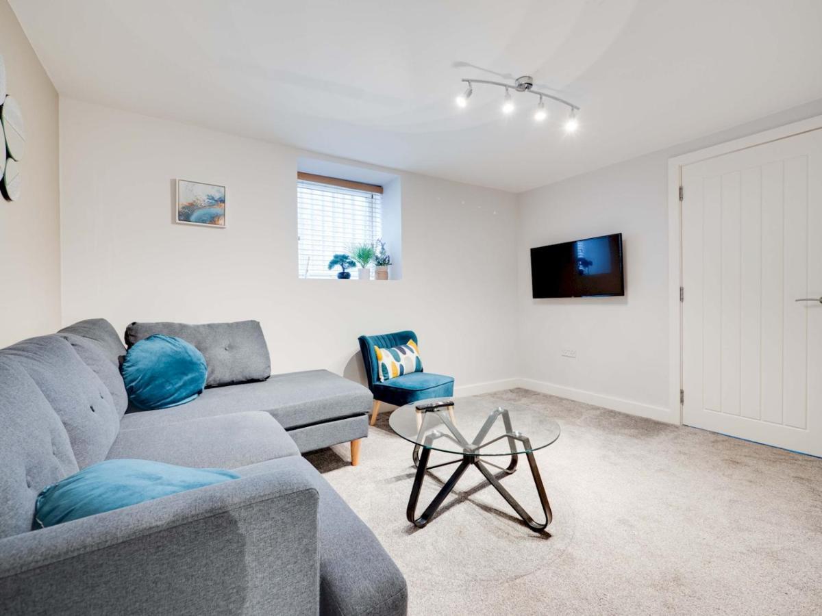 Pass The Keys Lovely 2 Bedroom Apartment In Manchester Exterior photo
