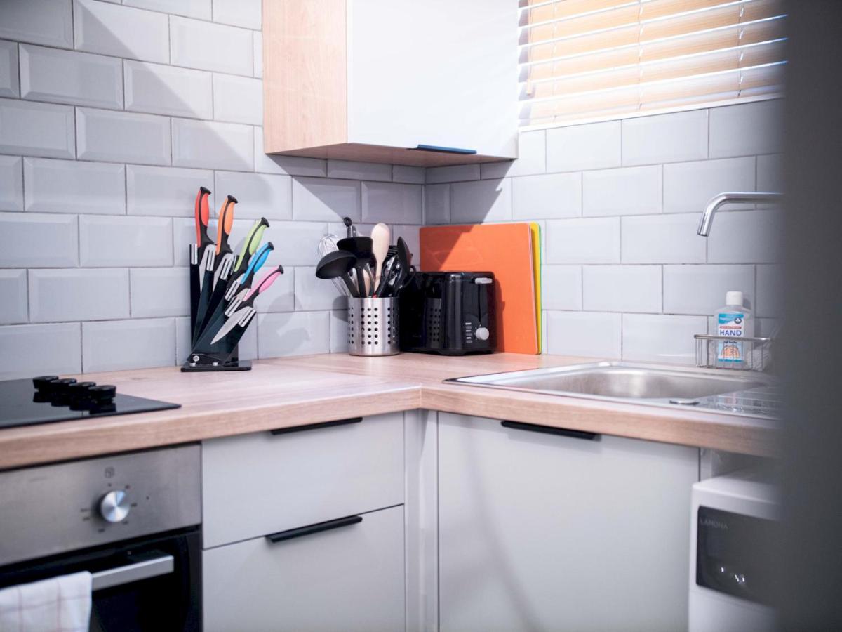 Pass The Keys Lovely 2 Bedroom Apartment In Manchester Exterior photo