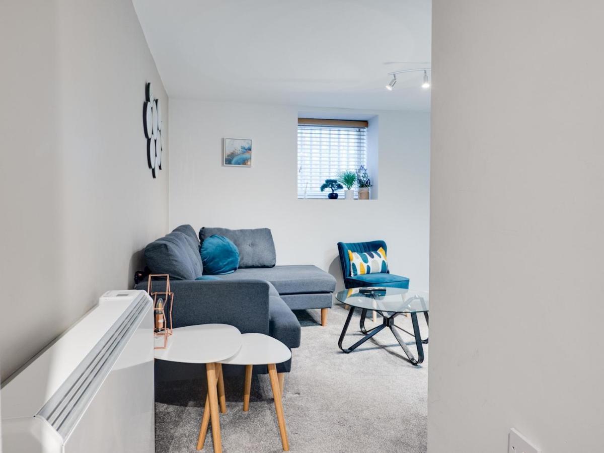 Pass The Keys Lovely 2 Bedroom Apartment In Manchester Exterior photo