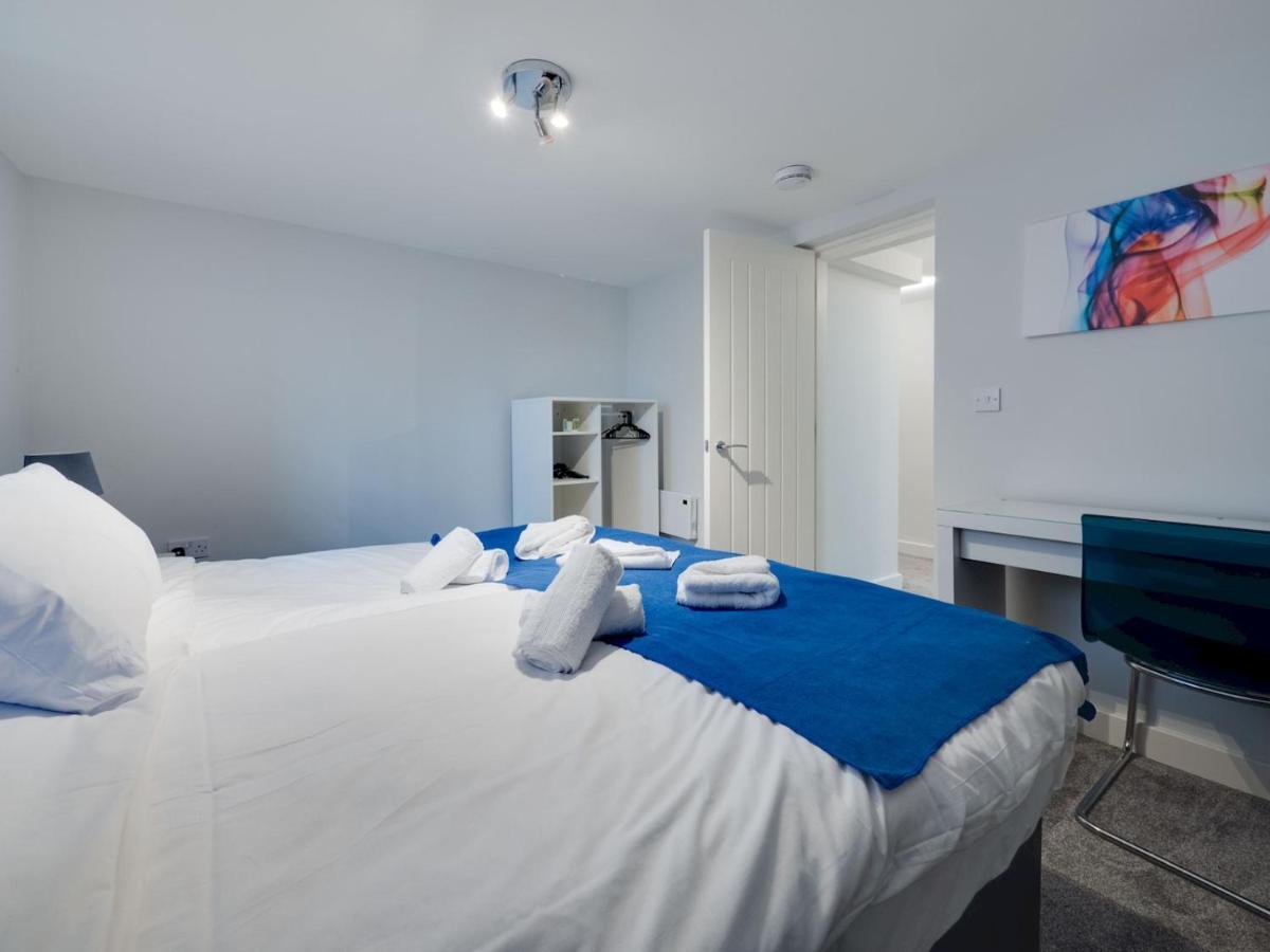 Pass The Keys Lovely 2 Bedroom Apartment In Manchester Exterior photo